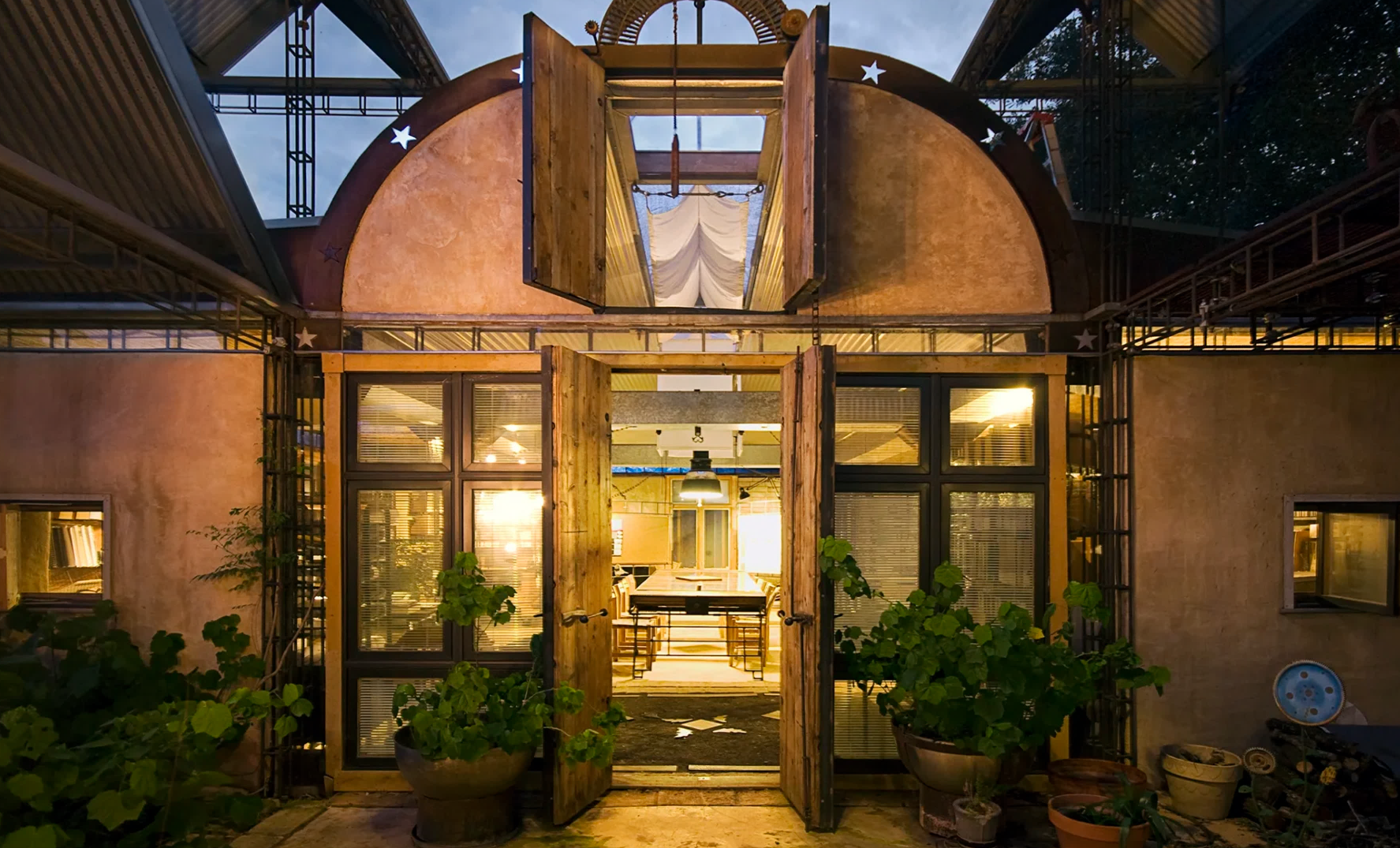 Counter-culture building